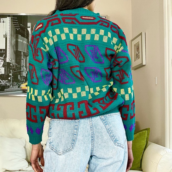 Vintage geometric print button down cardigan - Picture 5 of 12